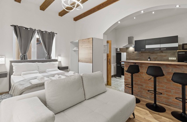 City & Sky: Wiens Apartment mit Flughafennähe