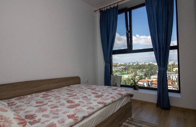 City View Apartment + Parking