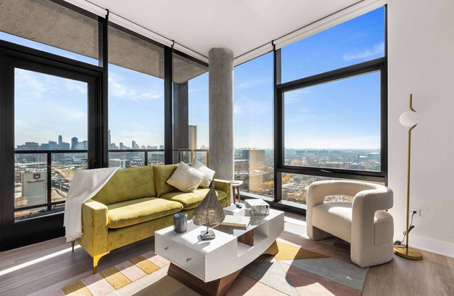 City Views + Walk to Dining, Ideal for All