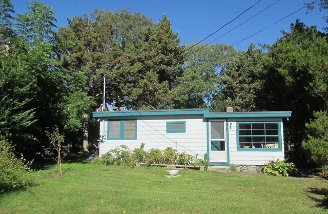 Clamalot Cottage ,Near Beaches, Quiet, Pastoral
