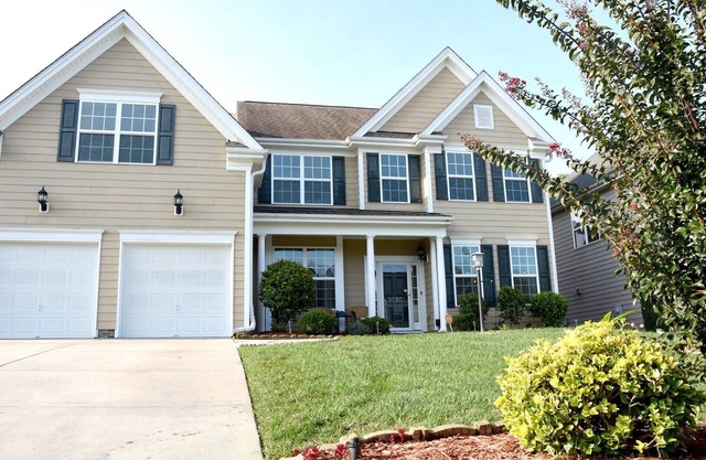 Classy, Cozy Close to Everything