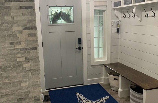 Clean, Modern family friendly beach house
