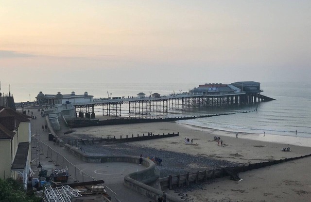 Clean, well equipped chalet within walking distance of Cromer's beautiful beach