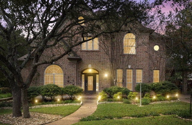 ✦Clelia’s Cottage✦ South Austin Guest House