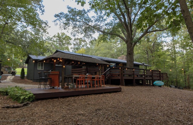 Clemson Game Day Lake House Retreat 5 min to Clemson University