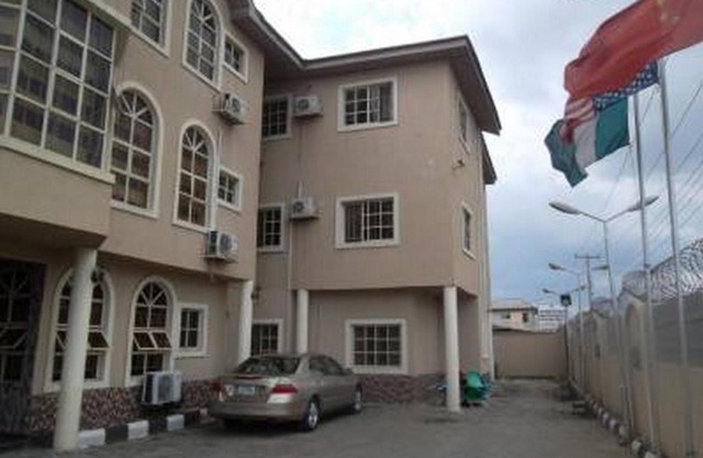 Clen-phil Hotels - Deluxe Standard close to many attractions