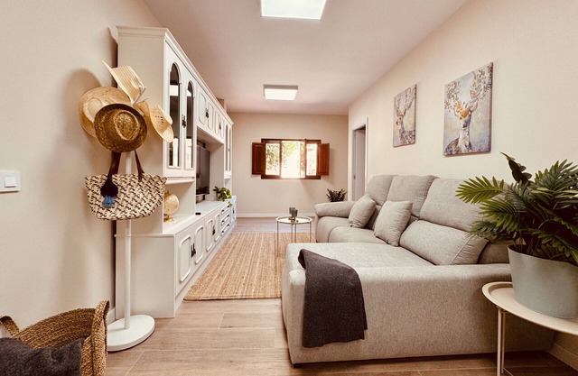 Click&Guest - Cosmópolis 1