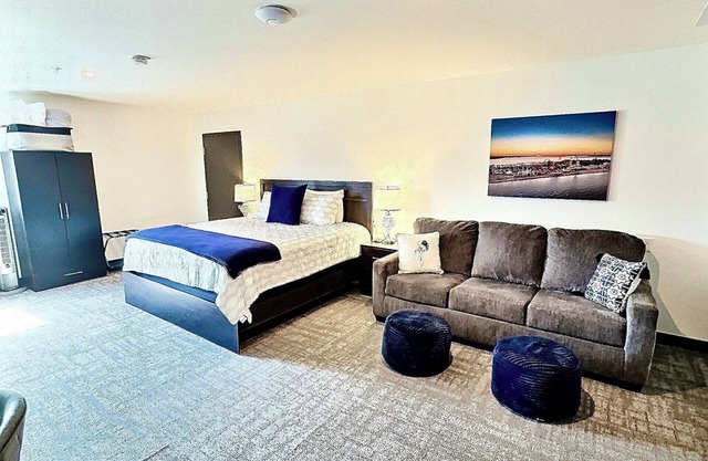 Close to Cedar Point Sports Force Kalahari