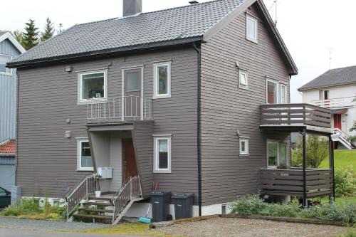 Close to city center, 900 m, 2 bedroom, 2nd floor