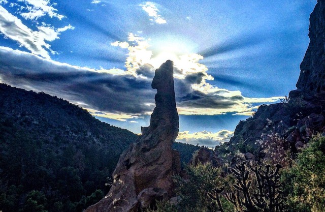 Close to everything, New King Bed, Air conditioning!