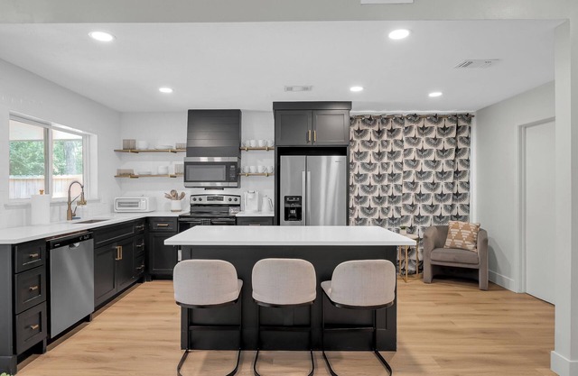 Close to I45 * The Woodlands * Pet Friendly