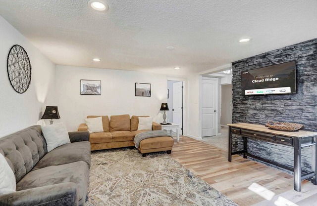 Cloud Ridge! Cozy Suite w Fire Pit & Game Area