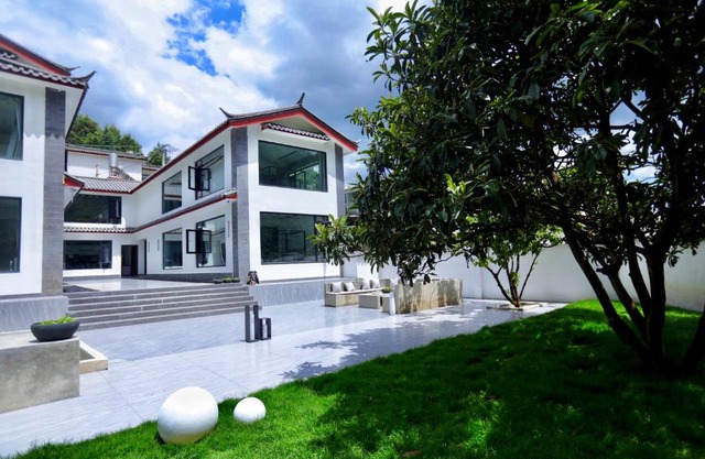 Cloudy House