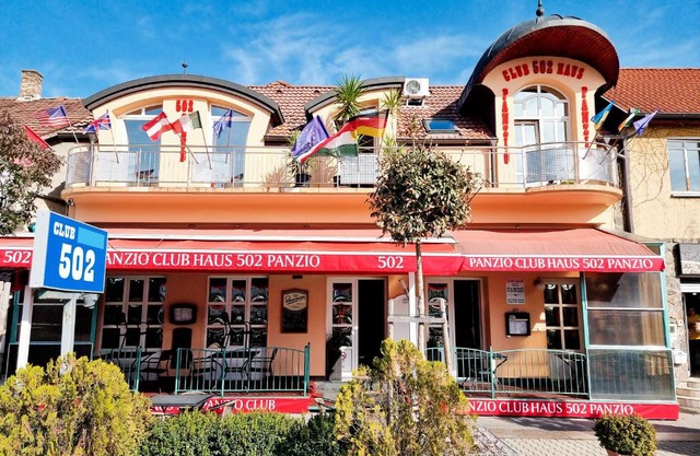 Club Haus 502 Kalocsa