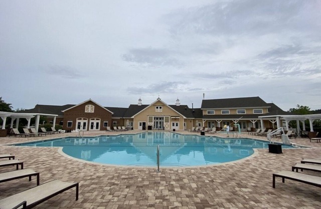 Club Wyndham Governor's Green, Virginia 2 Bedroom Deluxe Suite