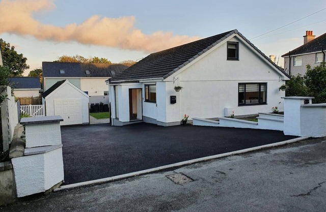 Clydfan No 1 Trearddur Road