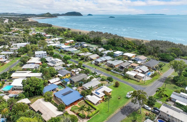 Coastal Bliss at Kinka Beach!