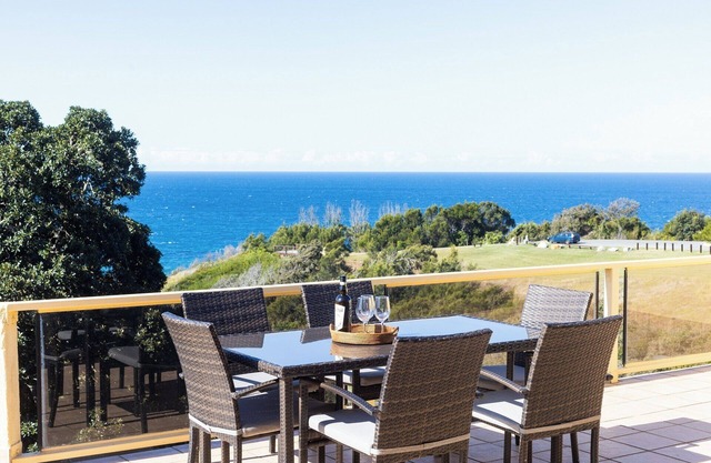 Coastal Chill - Oceanview Rooftop Getaway