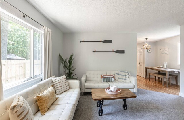 Coastal Comfort Meets Beachside Bliss