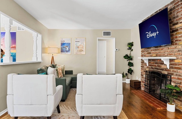 Coastal Disney Ohana Villa – Family Retreat w/Theater, Game Rm & Playground