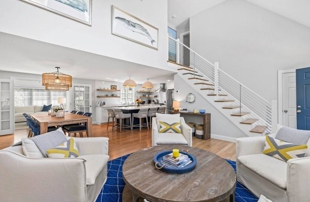 Coastal Retreat Minutes from Hardings Beach!