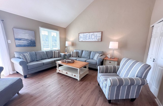 Coastal Soul - Beach block, on cul-de-sac street, pet friendly.