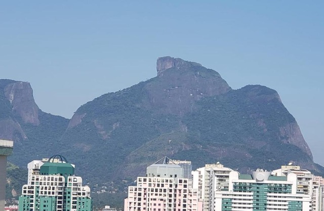 Cobertura Esplêndida com Vista para o Mar