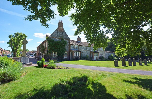 Cockleshells - Three Bedroom House, Sleeps 6