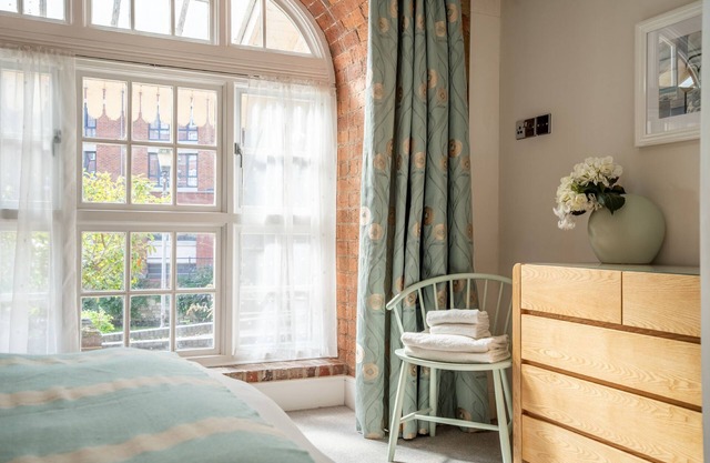 Cocoa Suites 8 - A couples retreat