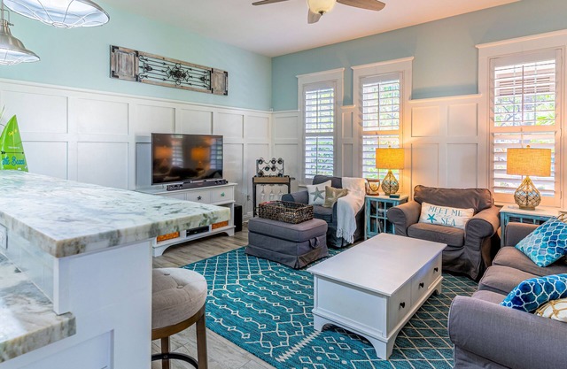 Coconut Plantation 1074-4: Upscale 3BR Beach House—Walk to Lagoons & Golf Course