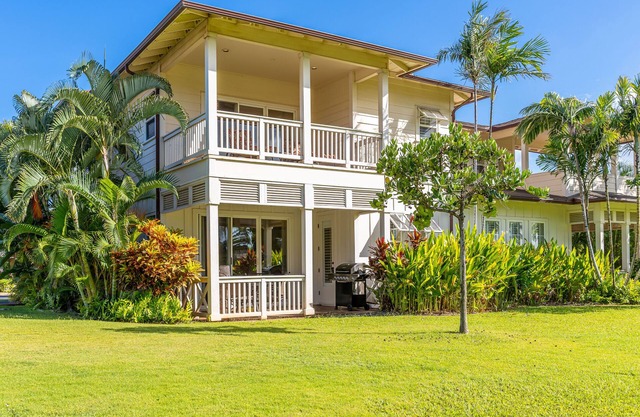Coconut Plantation 1100-2: Elegant 3BR Condo Near Beach & Golf