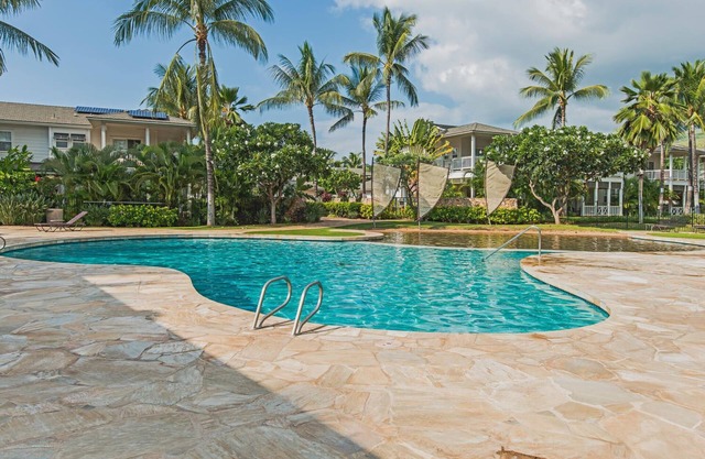 Coconut Plantation in Ko Olina. 2 bedroom, 2 bath Townhome in Tropical Setting.