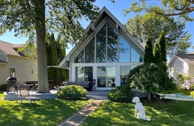 Coldwater Lake Waterfront Cabin - Boat for Rent