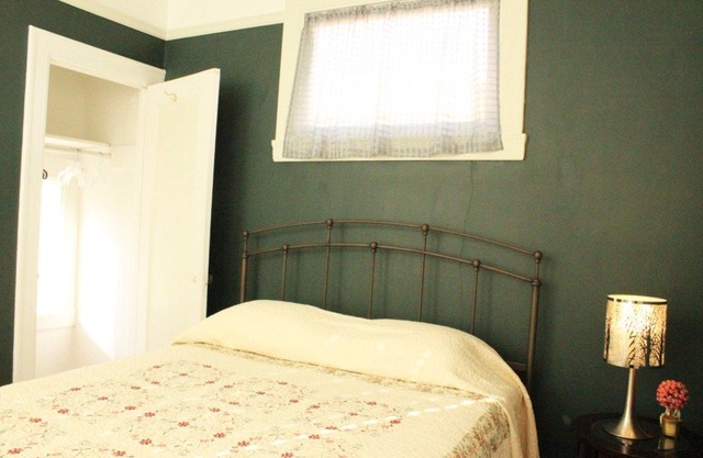 Cole Valley One Bedroom