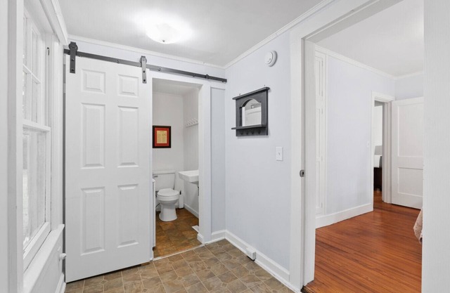 Colgan Cottage in Horse Country