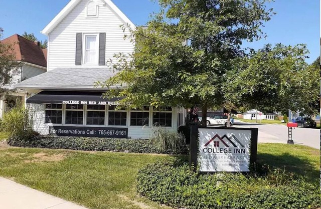 College Inn Bed and Breakfast