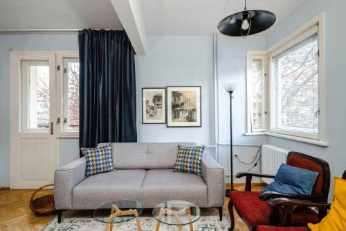Colorful 2BD Apartment next to Serdika Center by Flat Mаnager