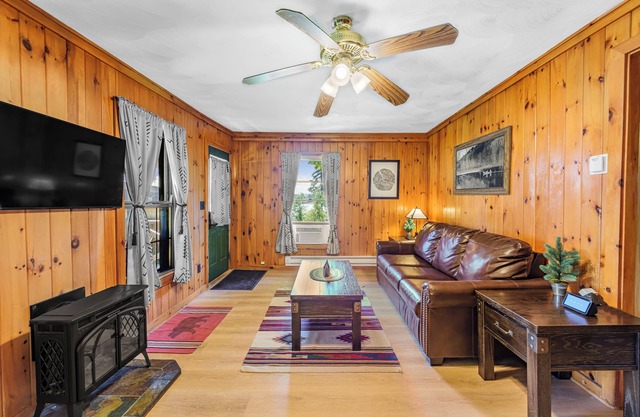 Come stay at Great Pines for amazing views!
