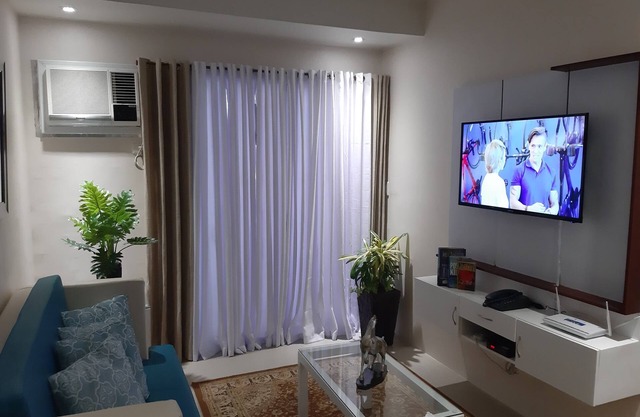 Come & Stay for Business or Holiday, decent room, affordable comfort guaranteed