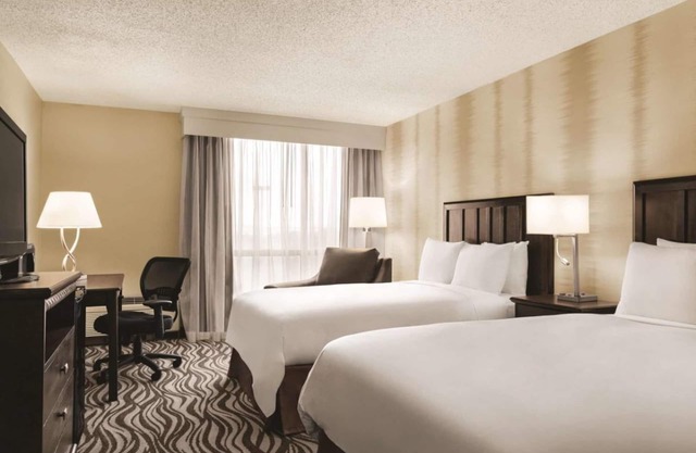 Comfort and Convenience! 2 Convenient Units, Indoor Pool, Free Parking