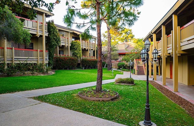 Comfort Inn Monterey Peninsula Airport