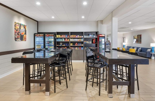 Comfort Inn & Suites Danbury-Bethel