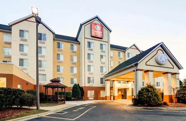 Comfort Suites Airport Charlotte 