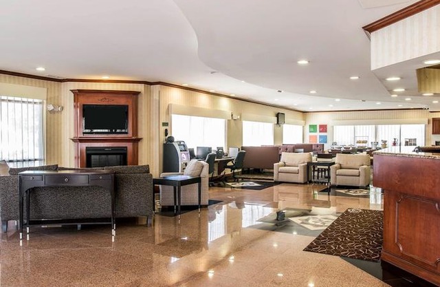 Comfort Suites Canton