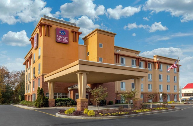Comfort Suites Seaford