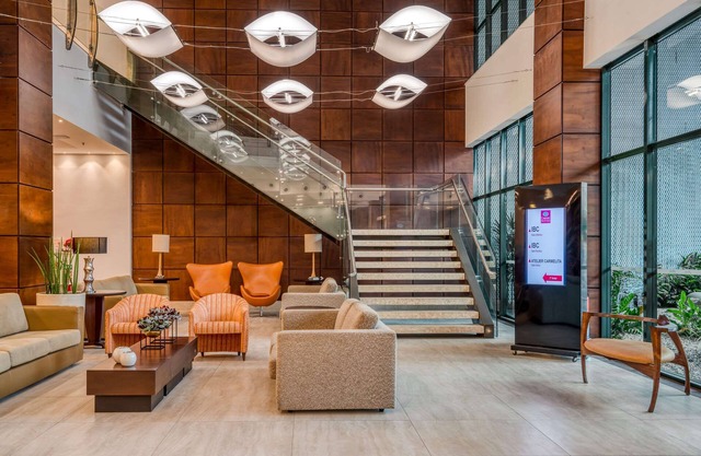 Comfort Suites Vitoria