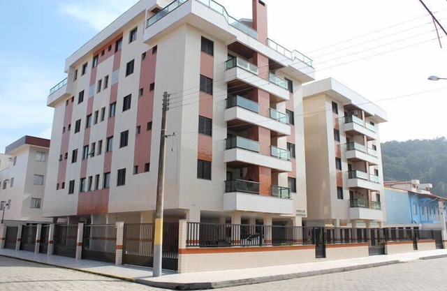 Comfortable 1 Bedroom Apartment Near The Beach With Elevator.