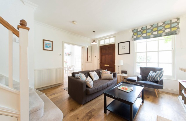Comfortable 3 Bed Mews House In Central Cirencester In The Cotswolds, England