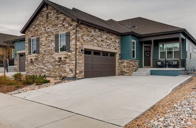 Comfortable 3 Bedroom Patio Home in the Meadows