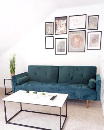 Comfortable and cozy 4-bedroom house near the hospital